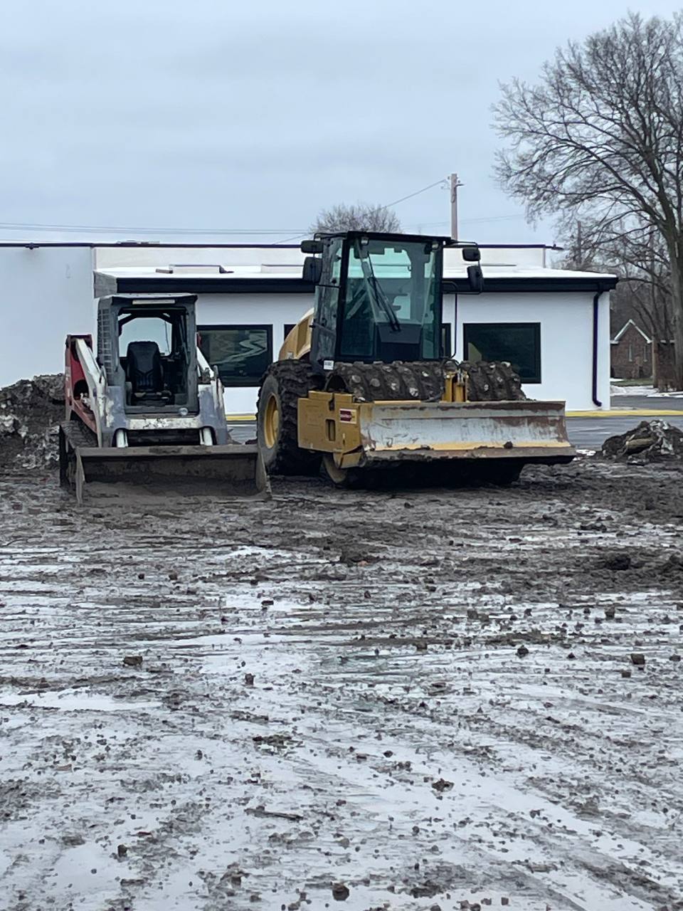 Land grading and site grading in central Illinois — Brohez Trucking LLC